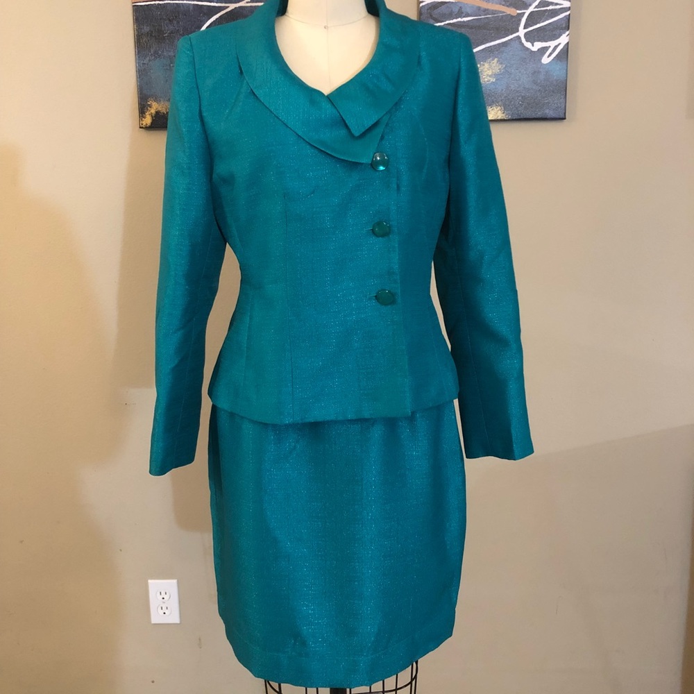 Studio Suit